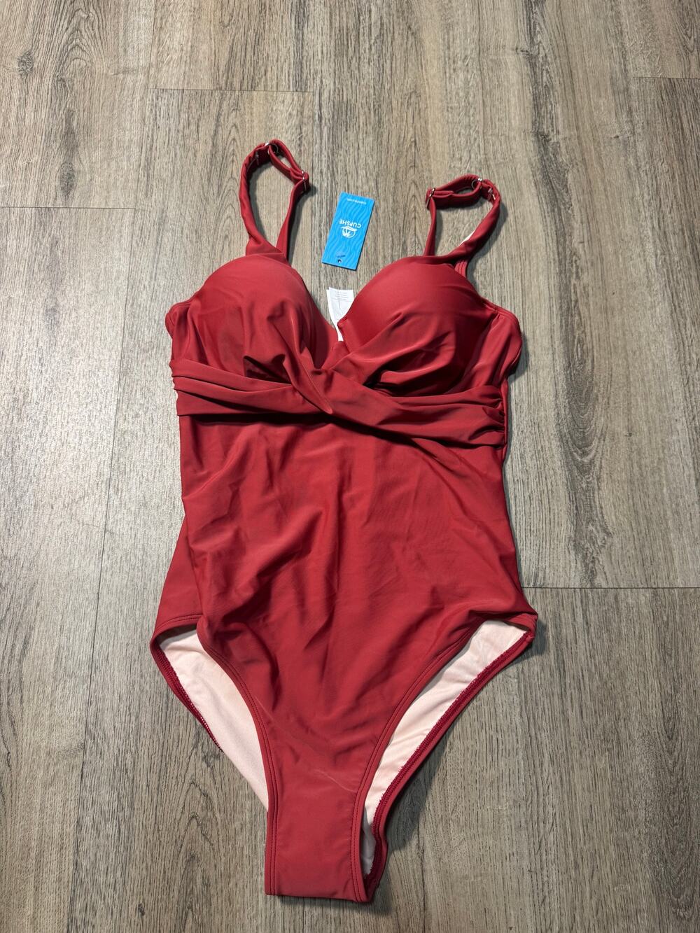 Cupshe Women's Red Twist-Front One-Piece Swimsuit